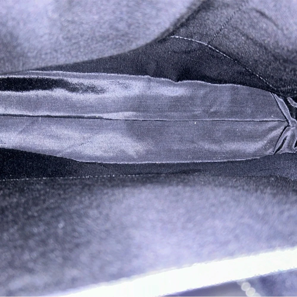 GIVENCHY Black Leather & Gun metal hardware Tote Bag - Picture 7 of 9